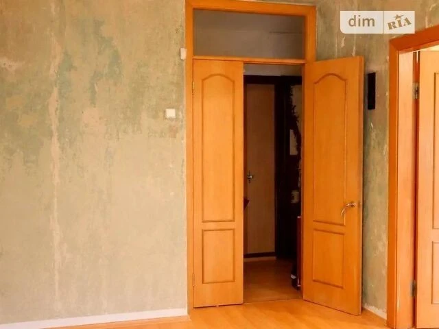 Продаж 2к квартири 52 кв. м на вул. Богдана Хмельницького 78