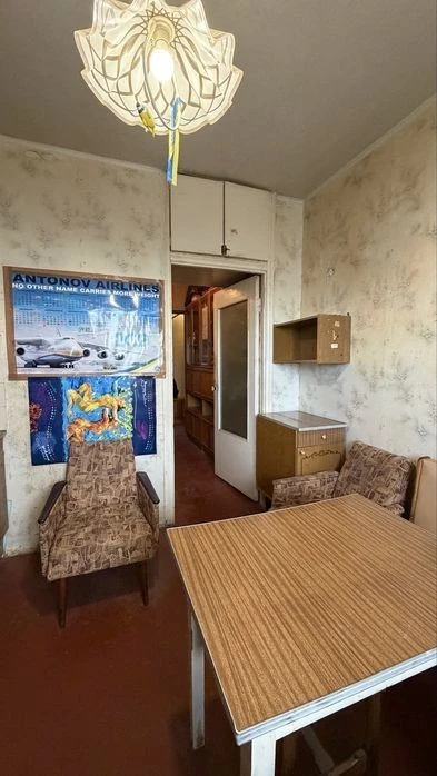One-room apartment Akademmistechko Ushakova 20