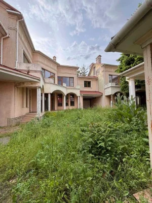 Продам ДОМ -  Усадьба, 950 кв. м  7. ст Фонтана