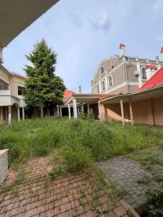 Продам ДОМ -  Усадьба, 950 кв. м  7. ст Фонтана