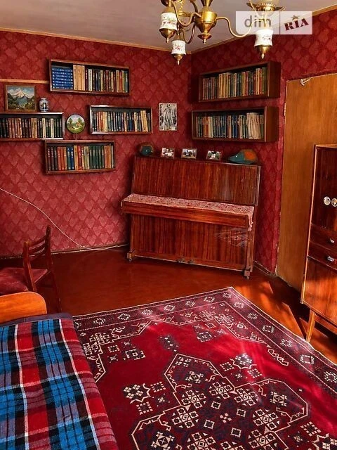 For sale 3-room apartment 59 sq. m. on Zhmerynska Street 22 • ID 34550