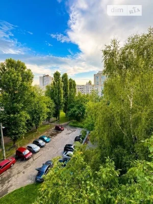 For sale 3-room apartment 59 sq. m. on Zhmerynska Street 22 • ID 34550