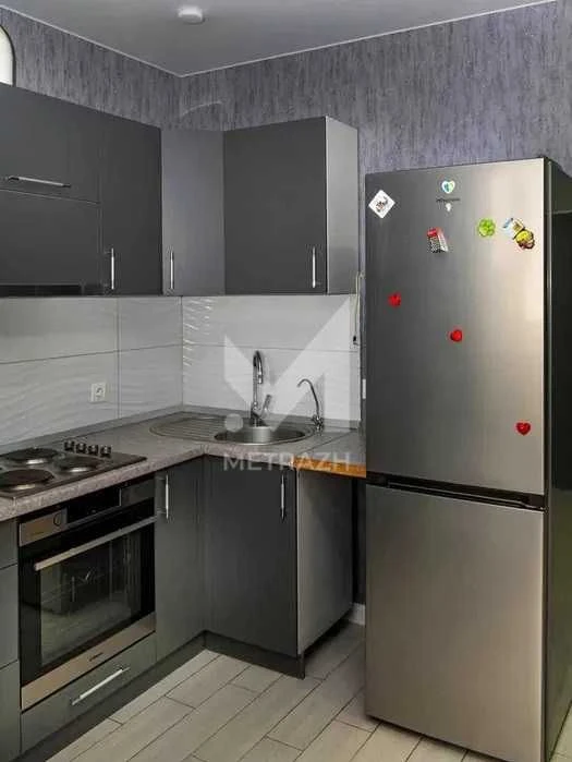 Residential complex Saltovsky 1-room apartment with renovation, Dragomanova street, district Met