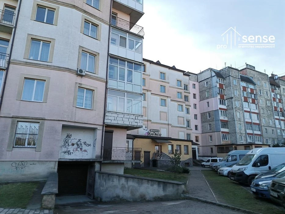 Продажа: Двухкомнатная квартира.