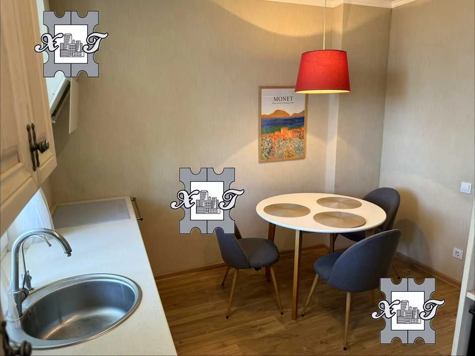 Apartment. Kharkiv, Yubileiny Ave. ()