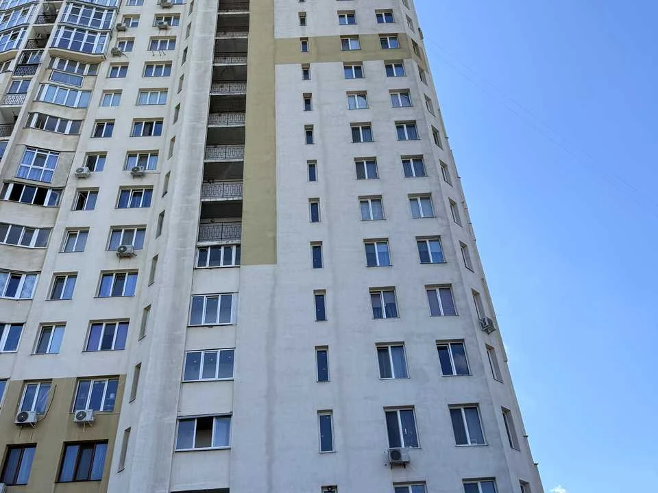 Apartment. Kharkiv, Yubileiny Ave. ()