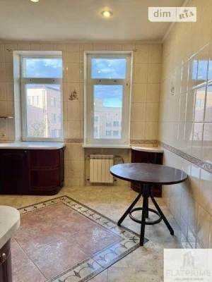 Sale of 2-room apartment 60 sq. m on Kateryny Bilokur St. 2/8 • I