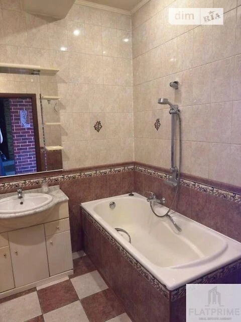 Sale of 2-room apartment 60 sq. m on Kateryny Bilokur St. 2/8 • I