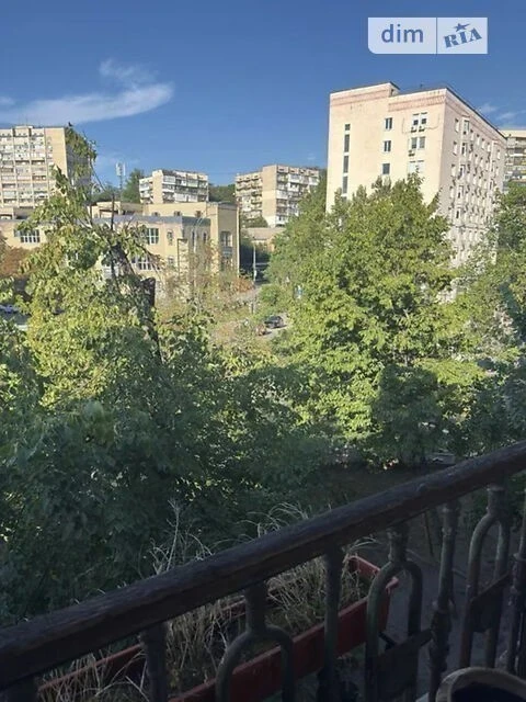 Sale of 2-room apartment 60 sq. m on Kateryny Bilokur St. 2/8 • I