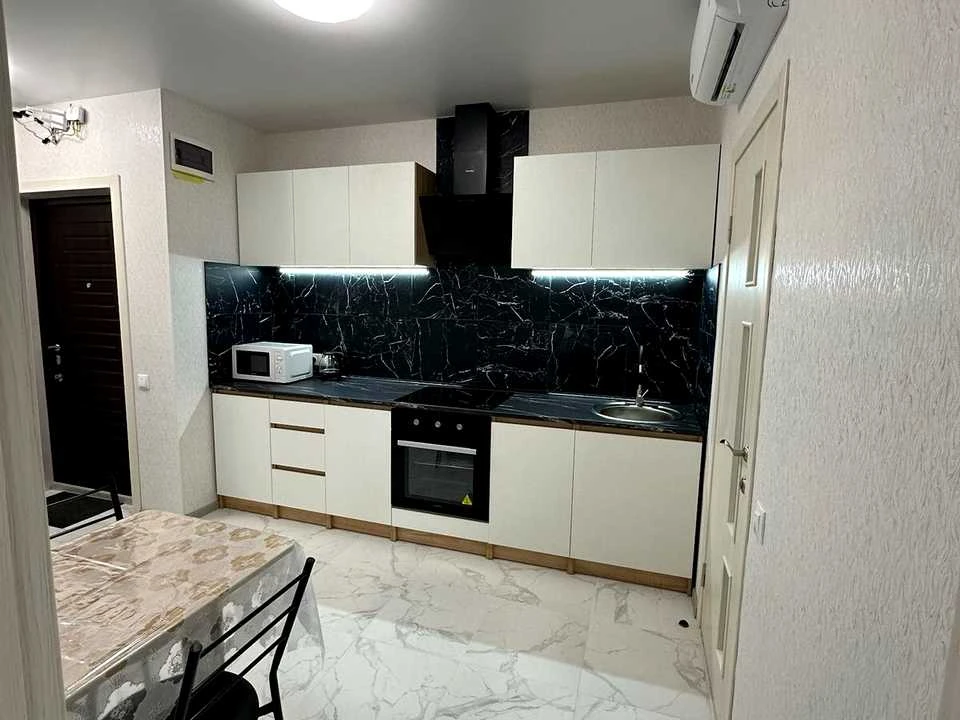 Apartment. Odesa, Academician Sakharova St., (59 Pearl)