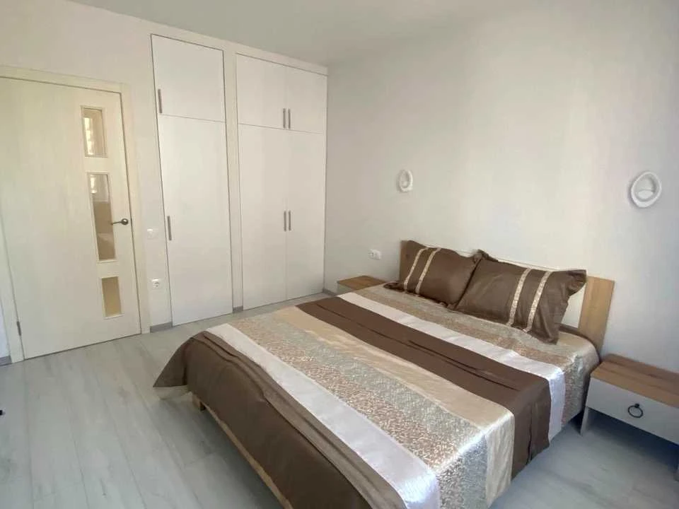 Apartment. Odesa, Academician Sakharova St., (59 Pearl)