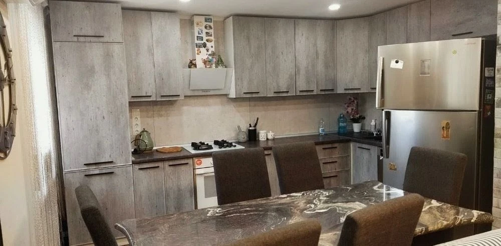 4 комнатная квартира , полный фарш , Королева , Костанди ,