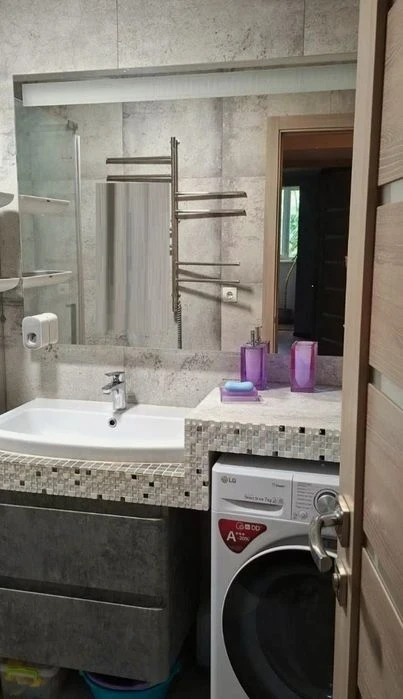 4 комнатная квартира , полный фарш , Королева , Костанди ,