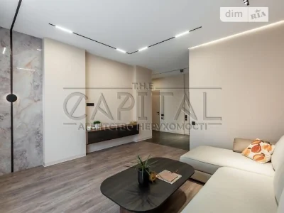 For sale 2-room apartment 81 sq. m. on Antonovycha St. 103 • ID 3470