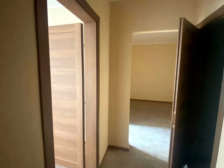 Apartment. Kyiv, Konoplyanska St.