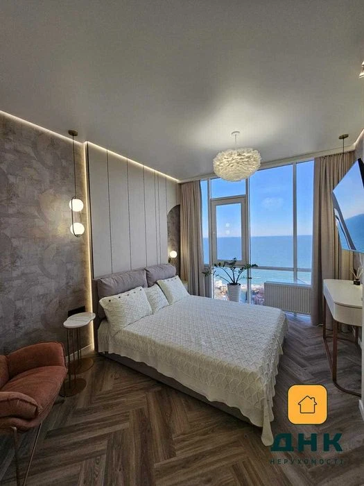 Шикарная 3-к квартира 110 м², Море из каждого окна ЖК Жемч.