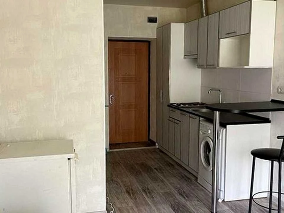 Apartment. Kharkiv, Dobrovoltsiv St.
