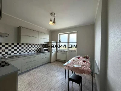 Apartment. Kyiv, Kharkiv highway