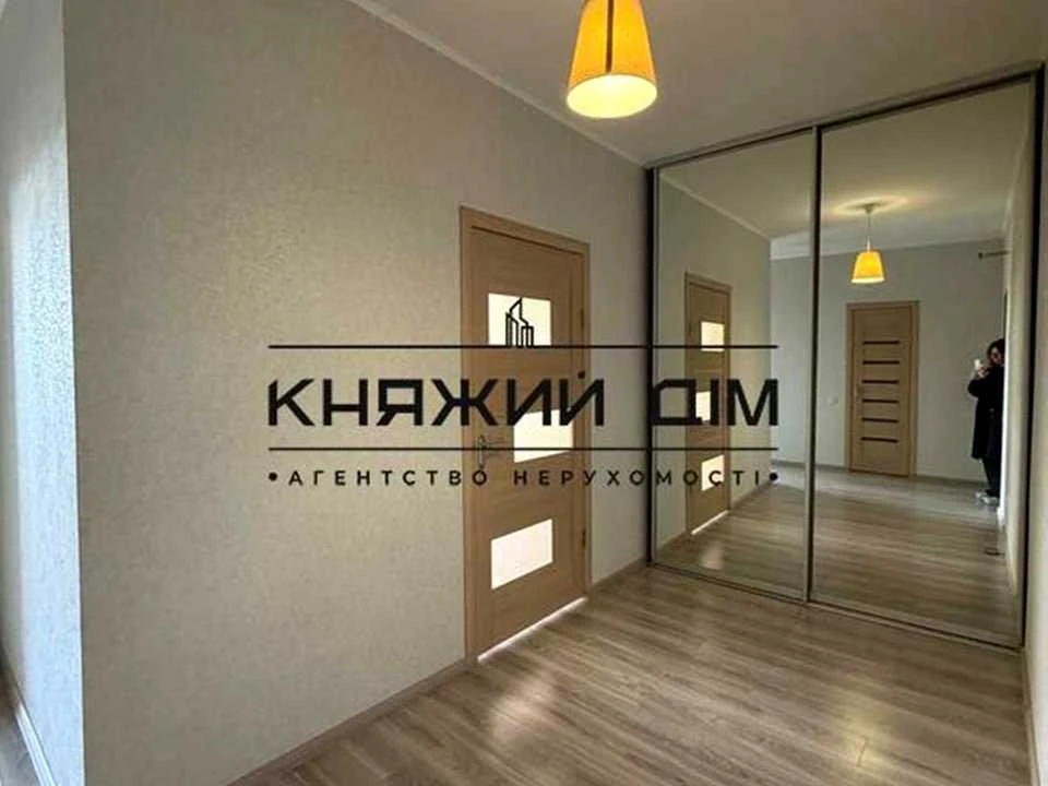 Apartment. Kyiv, Kharkiv highway