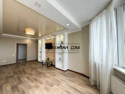 Apartment. Kyiv, Kharkiv highway