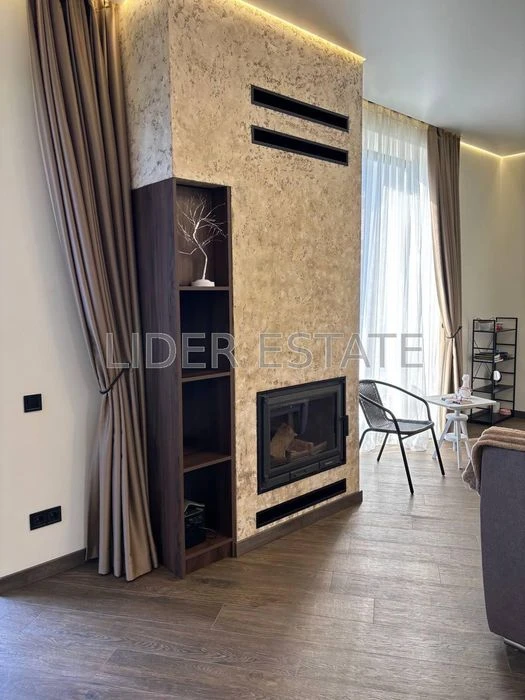 Продається таунхаус: 4 кімнати, 150 м², 2.5 сотки, Ужгород!