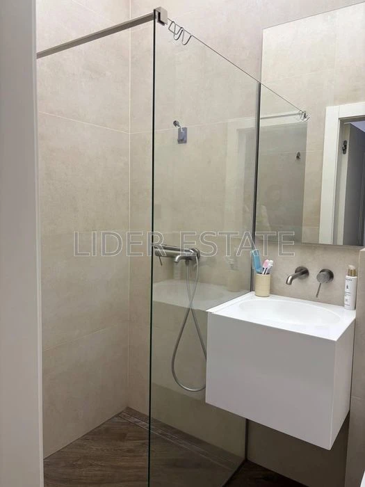 Продається таунхаус: 4 кімнати, 150 м², 2.5 сотки, Ужгород!
