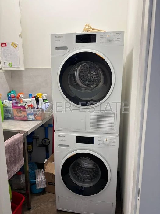 Продається таунхаус: 4 кімнати, 150 м², 2.5 сотки, Ужгород!