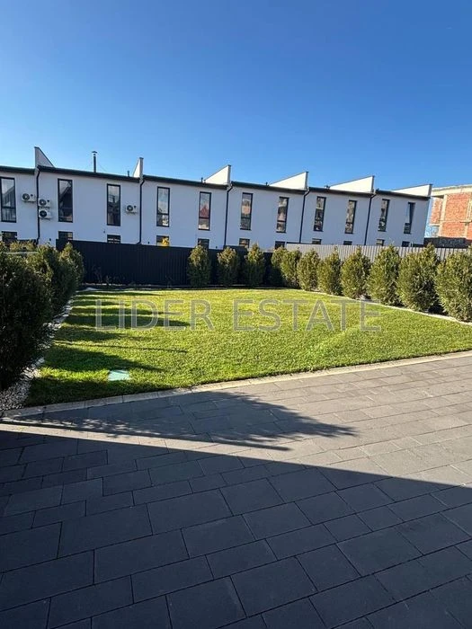 Продається таунхаус: 4 кімнати, 150 м², 2.5 сотки, Ужгород!
