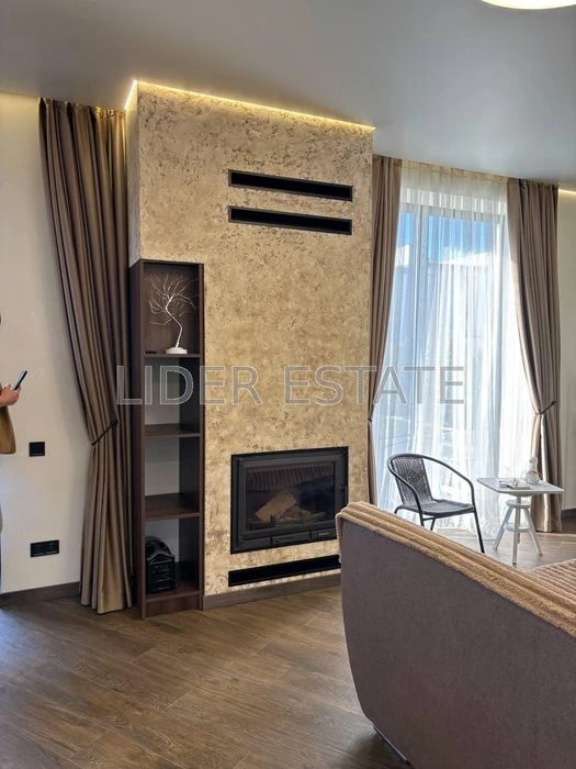Продається таунхаус: 4 кімнати, 150 м², 2.5 сотки, Ужгород!