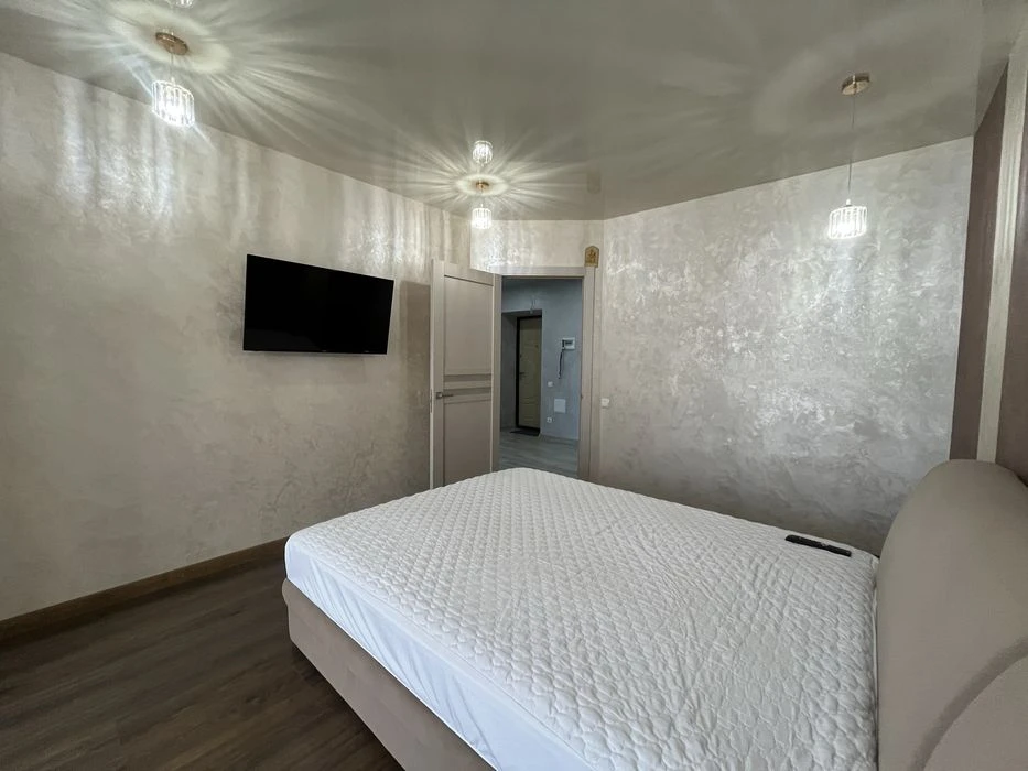 Продается квартира с большой кухней 30м., в ЖК закрытого типа.