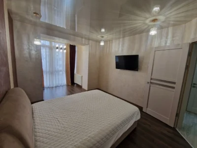 Продается квартира с большой кухней 30м., в ЖК закрытого типа.