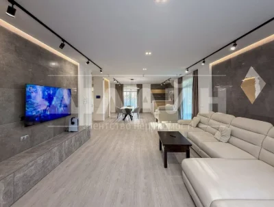 House with new renovation in 2024 on Velikiy Lug