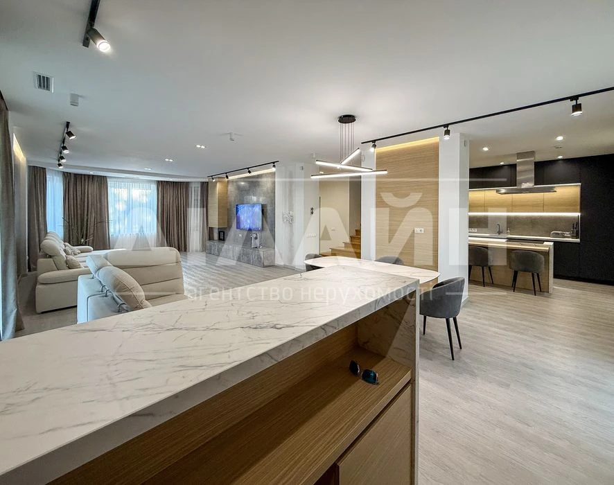 House with new renovation in 2024 on Velikiy Lug