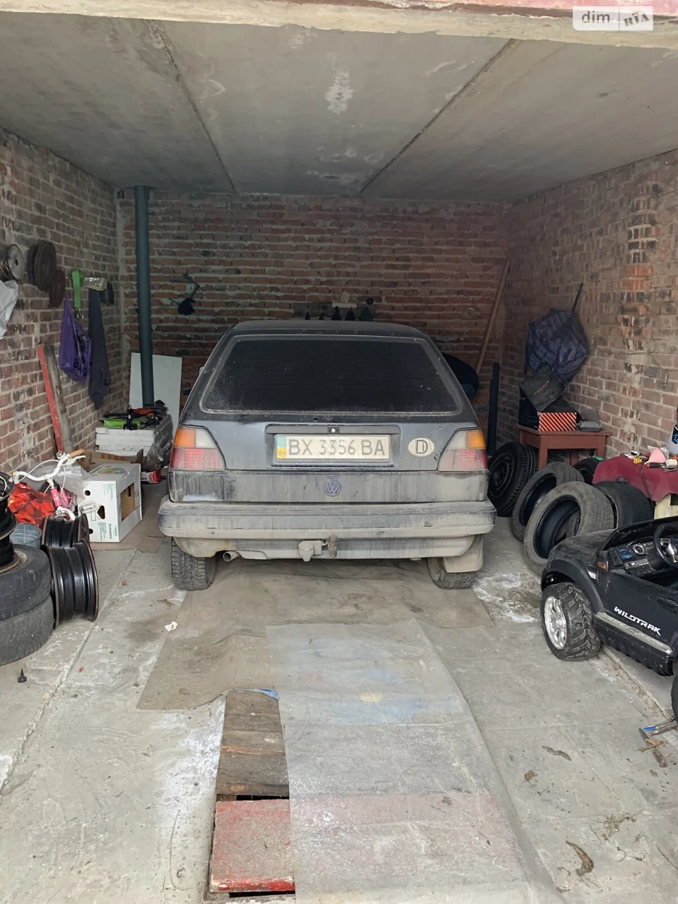 Продаж Місце в гаражному кооперативі Південно-Західний