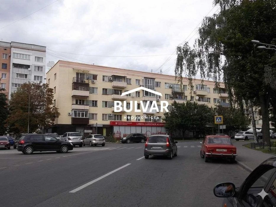 My EX‼️ Price reduced‼️ Selling 3-room apartment, BRICK house
