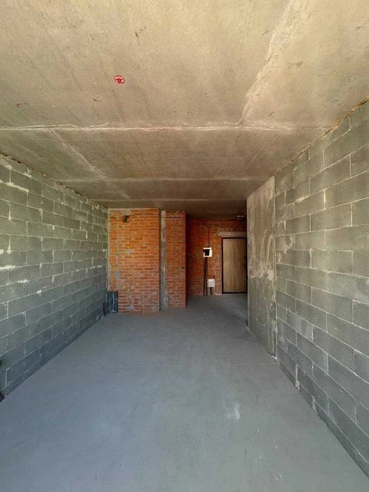 Selling a 1-room apartment in the residential complex Varshavsky-3, a rented house.