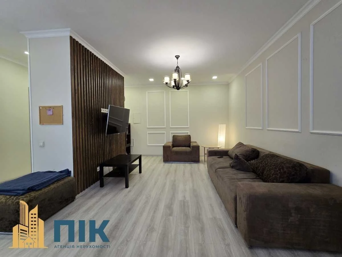One-room apartment 47.5 m² for sale, Kombynatnaya street, 25