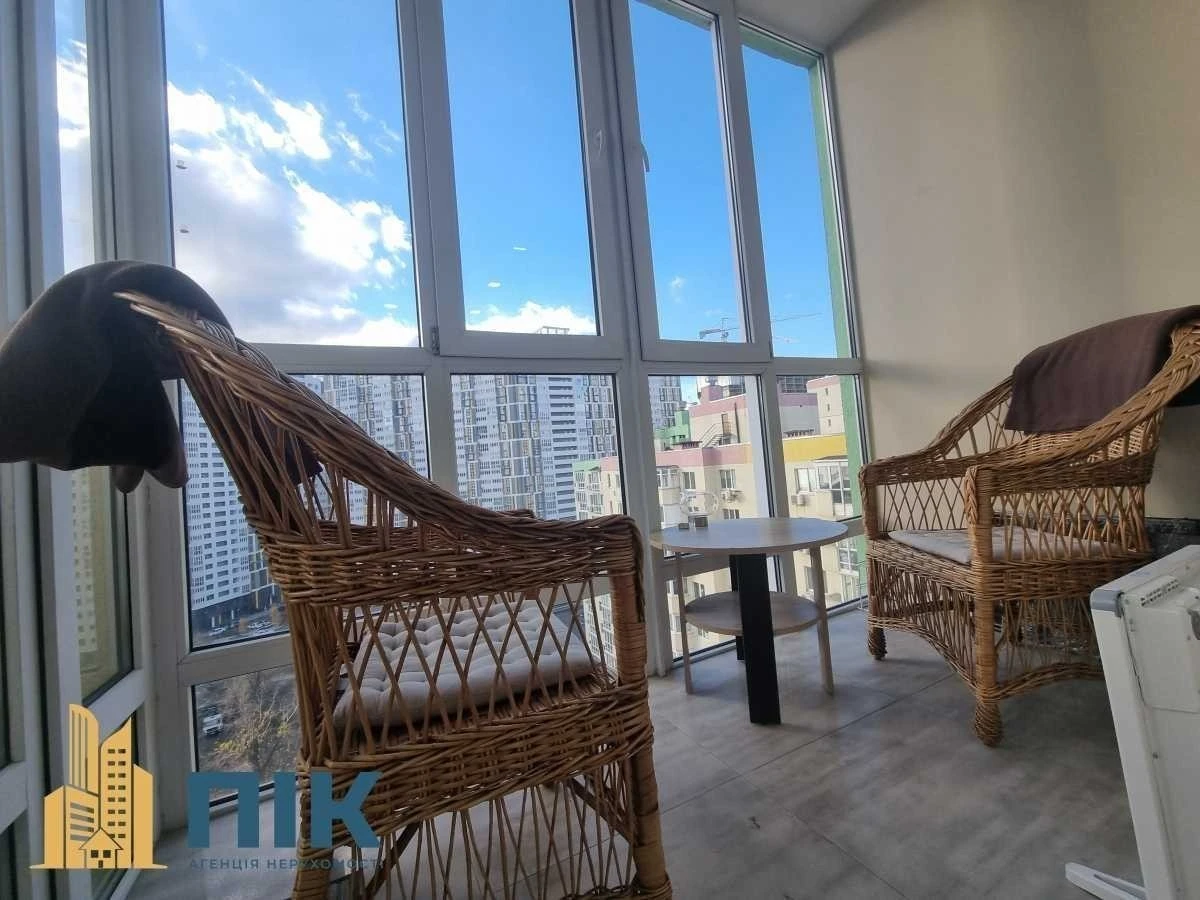 One-room apartment 47.5 m² for sale, Kombynatnaya street, 25