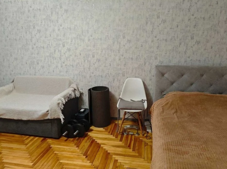 1st apartment for sale in Dnipro district