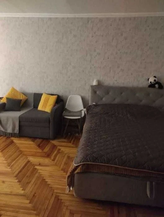 1st apartment for sale in Dnipro district