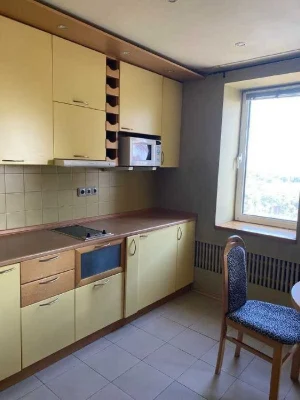 "Stargorod", metro station "Yaroslava Mudroho" excellent apartment in the price
