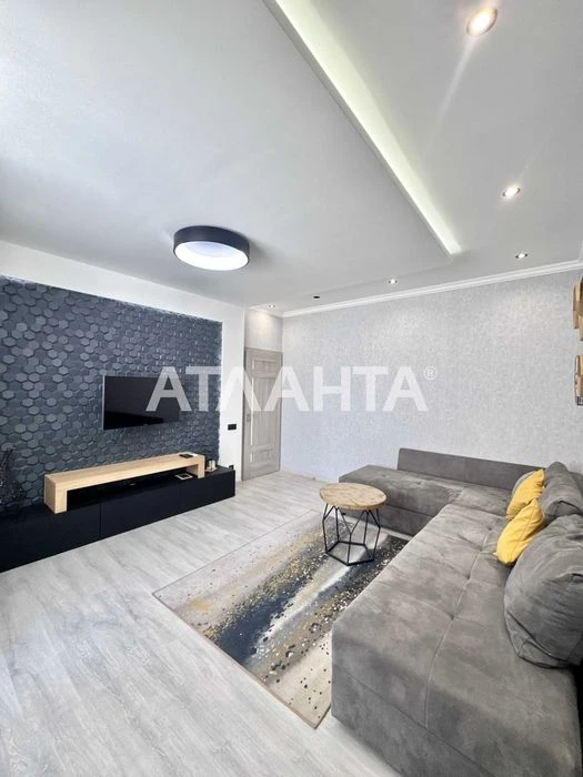 2-room apartment in "Altaire" residential complex, Tairova/Lyustdorfskaya