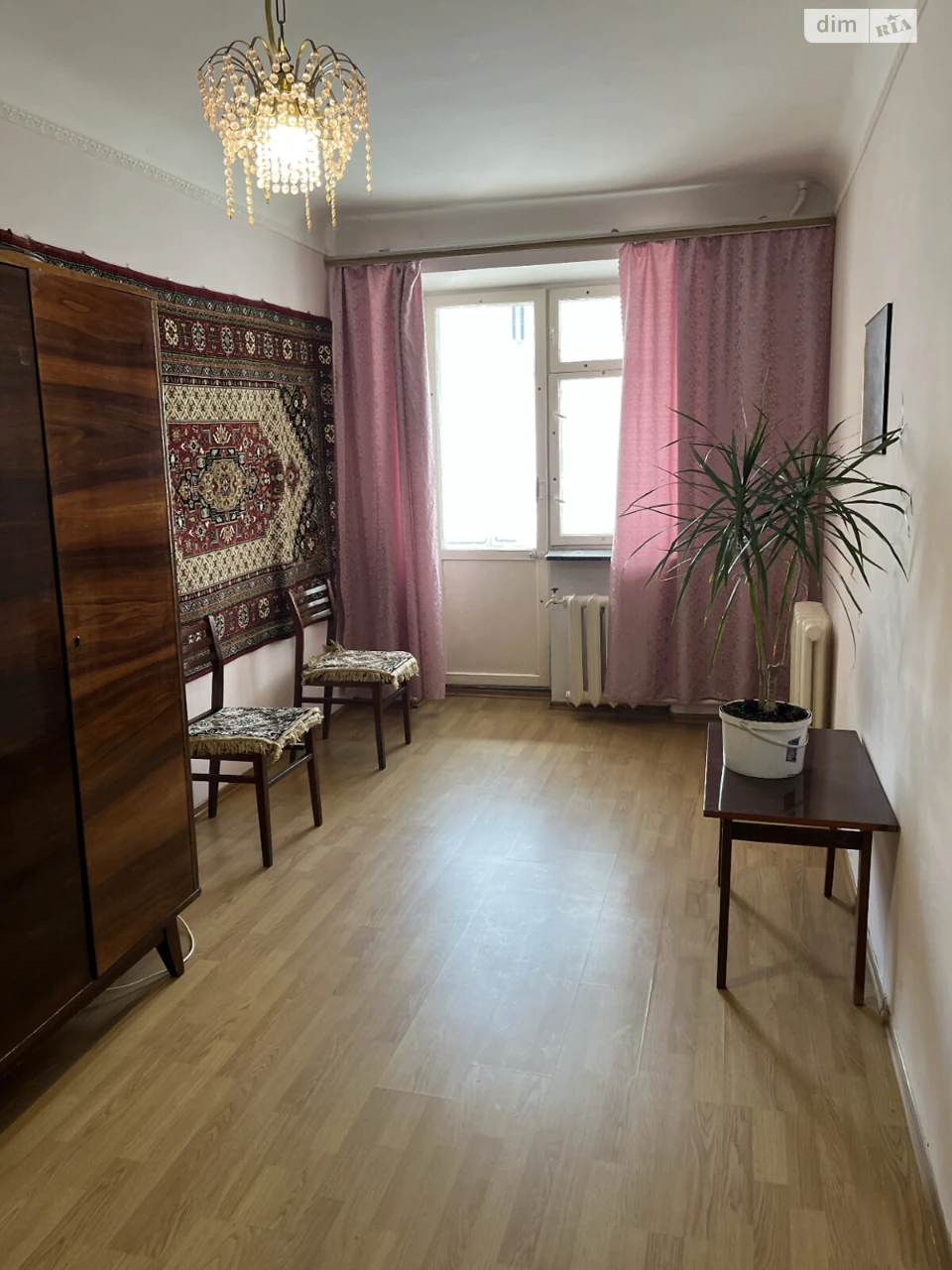 Продаж Квартира Виставка