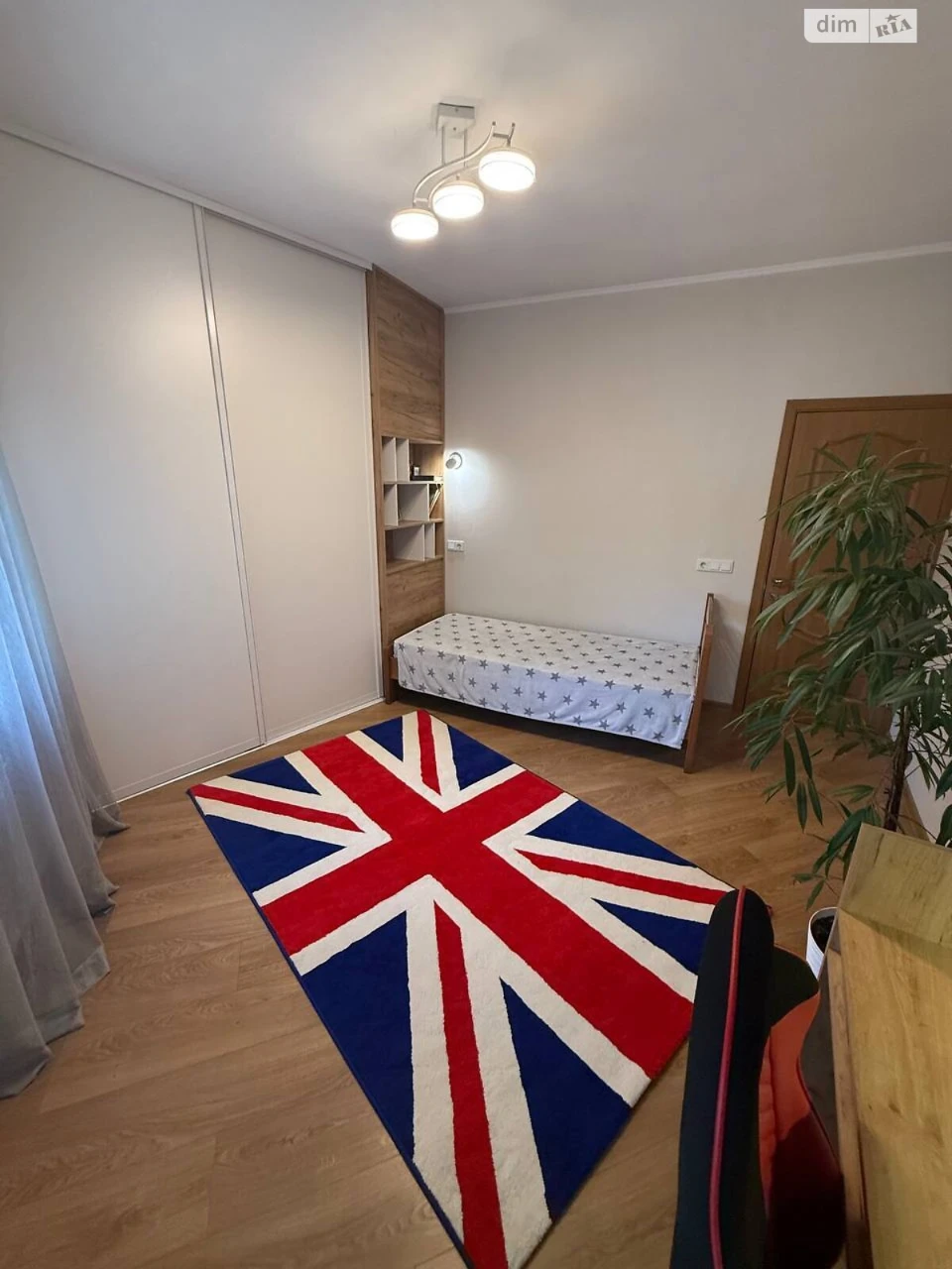 Продаж Квартира Виставка