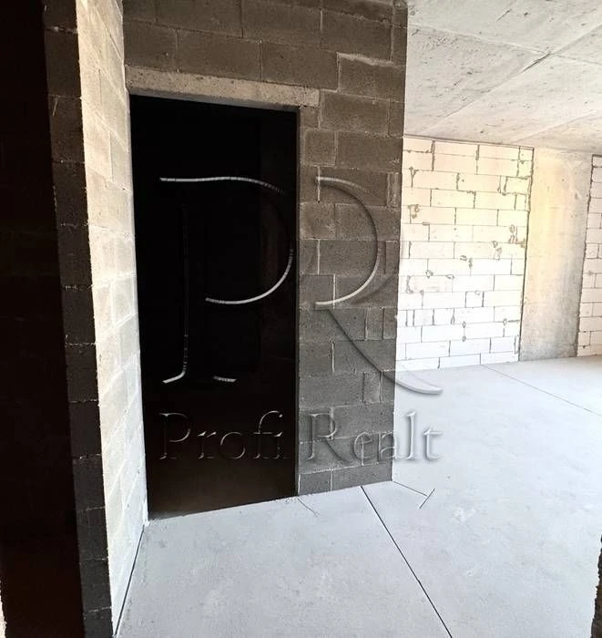 For sale 3 rooms 103 sq m residential complex Faina Town/Nivki Park/Salyutna m. Nivki