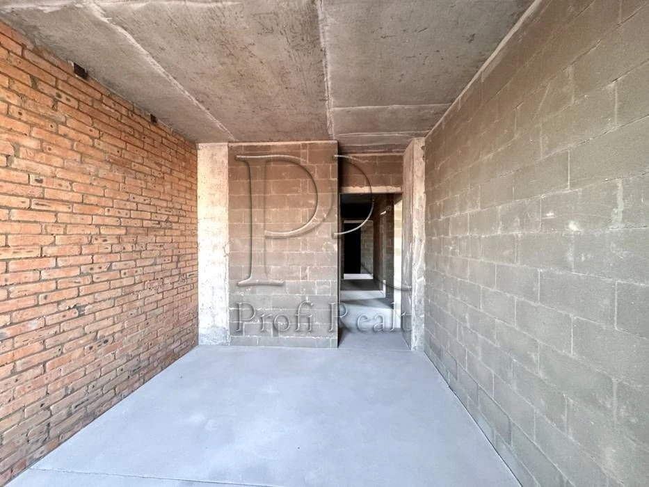 For sale 3 rooms 103 sq m residential complex Faina Town/Nivki Park/Salyutna m. Nivki