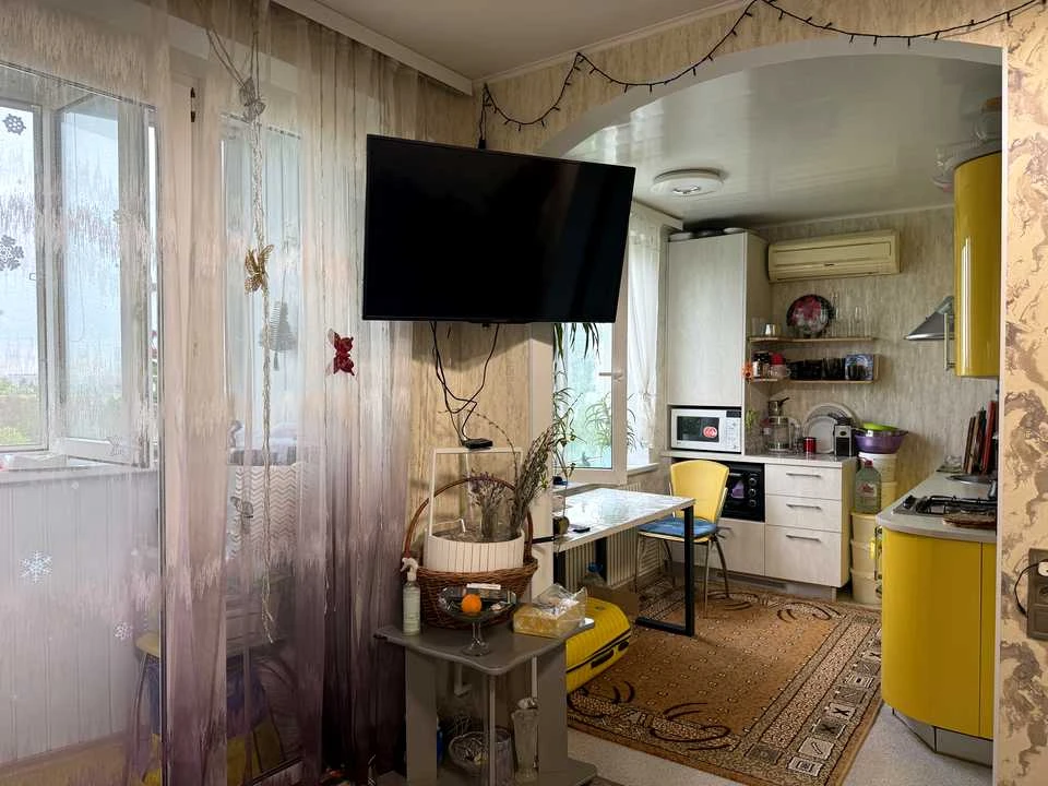 Apartment. Kharkiv, Neskorenykh St.