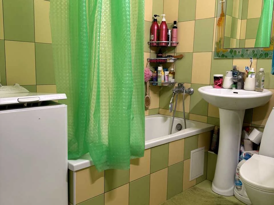 Apartment. Kharkiv, Neskorenykh St.