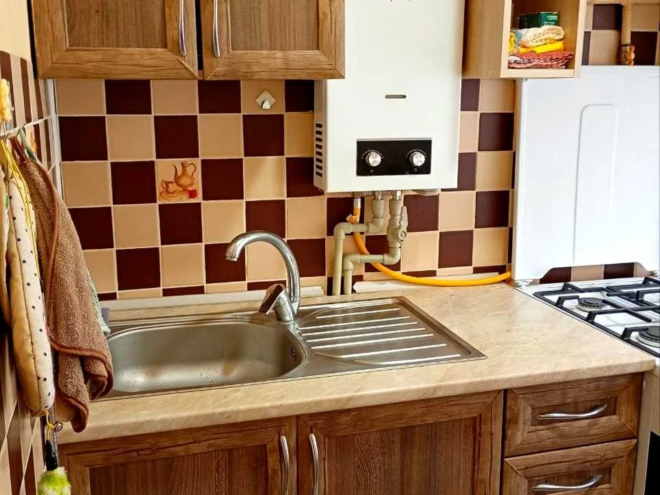 Apartment. Ivano-Frankivsk, Sukhomlynskoho St., 2a/