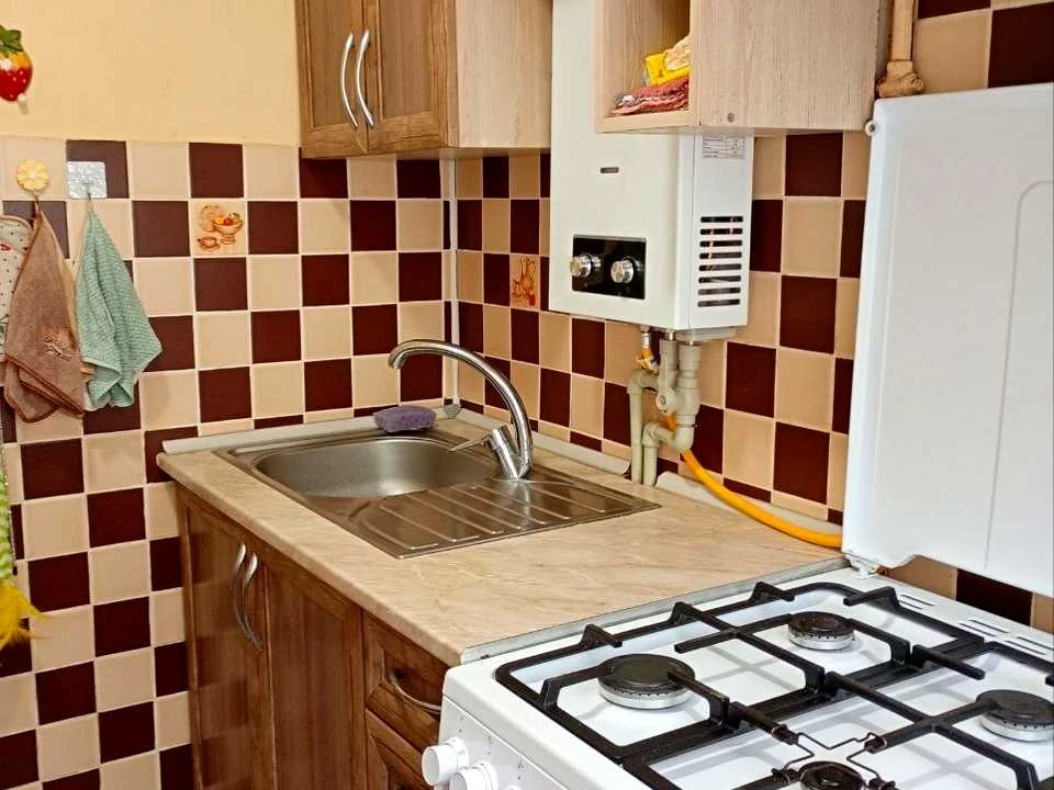 Apartment. Ivano-Frankivsk, Sukhomlynskoho St., 2a/